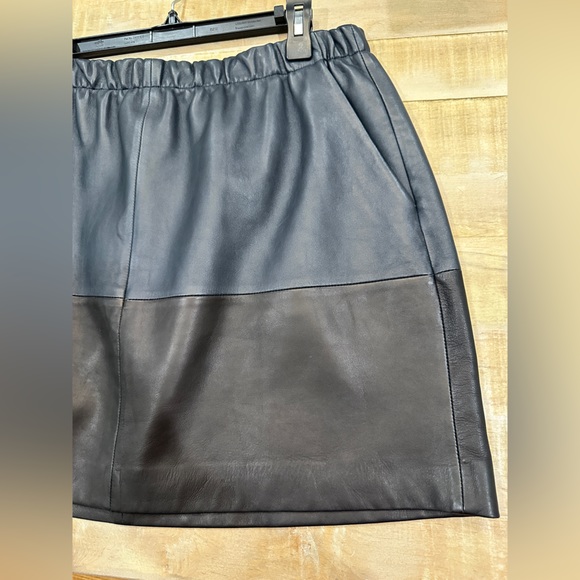 Vince lamb leather two toned color block mini skirt FIRM PRICE - Picture 13 of 16